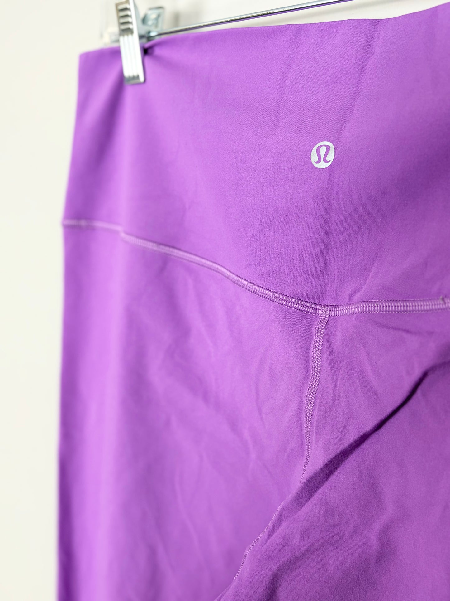 L - Lulu Bright Lilac Leggings