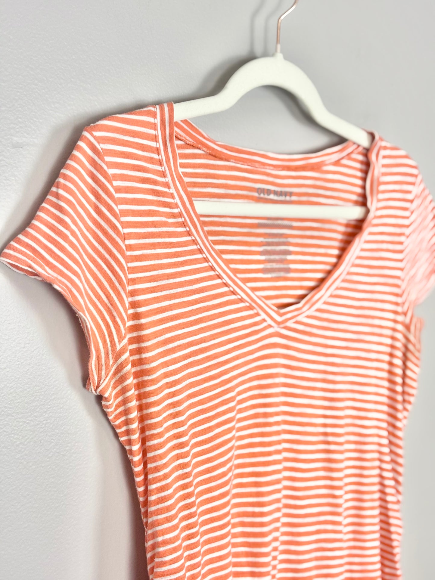 M - Old Navy Orange Stripe Tee