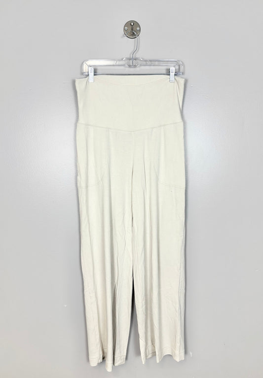M - Old Navy Cream Sweats