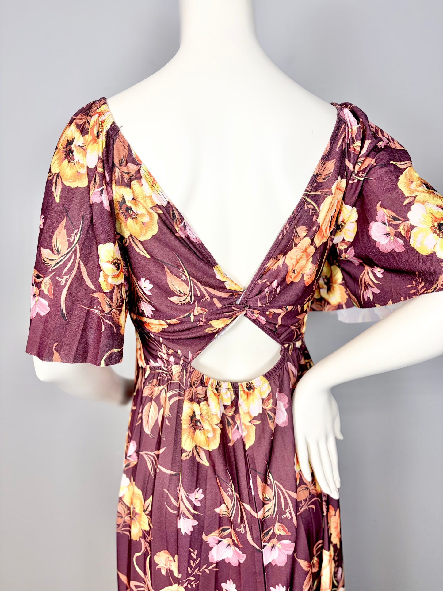XL/14 - ASOS Burgundy Floral Twist Back Dress