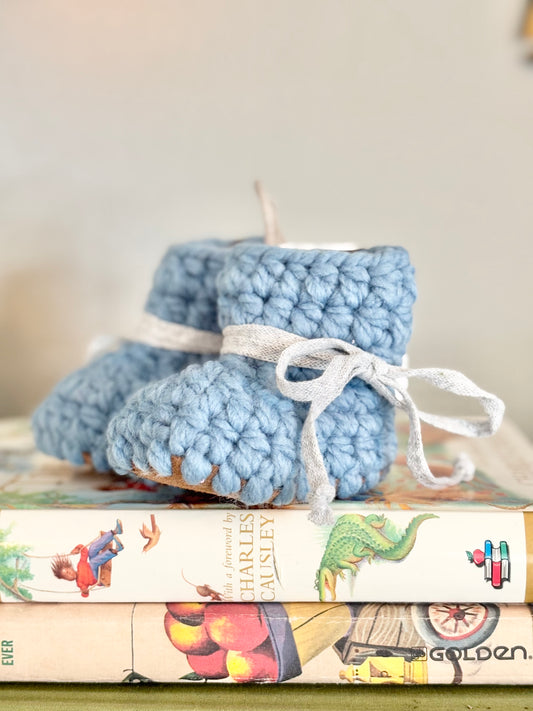 0-3 Mo. Emma & Fox Baby Booties - Summer Sky