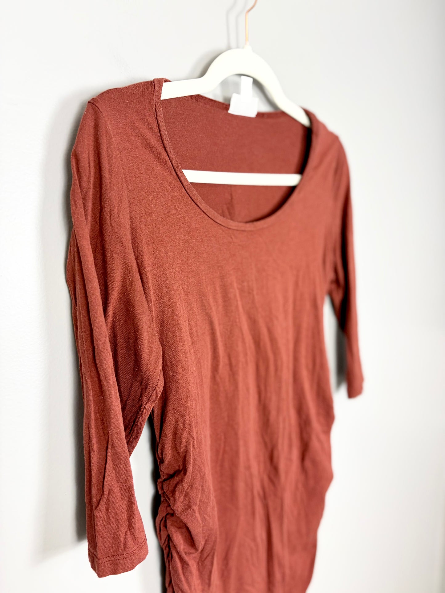M - A Pea In the Pod Cinnamon 3/4 Length Shirt