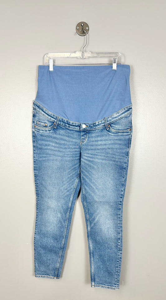 L - H & M Skinny Lightwash Ankle Jeans