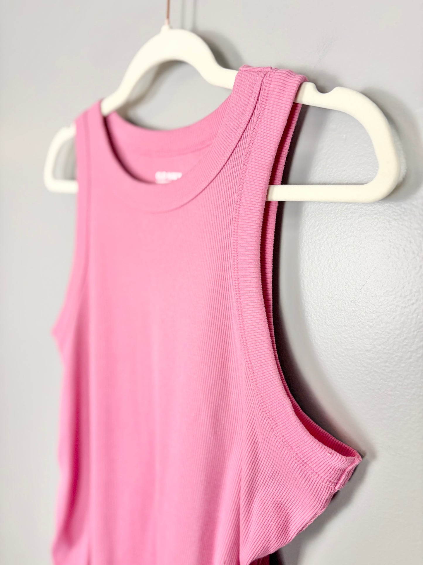 L - Old Navy Racerback Fuchsia Fitted Tank