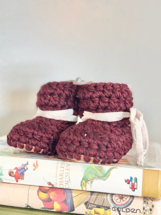 3-6 Mo. Emma & Fox Baby Booties - Beetroot