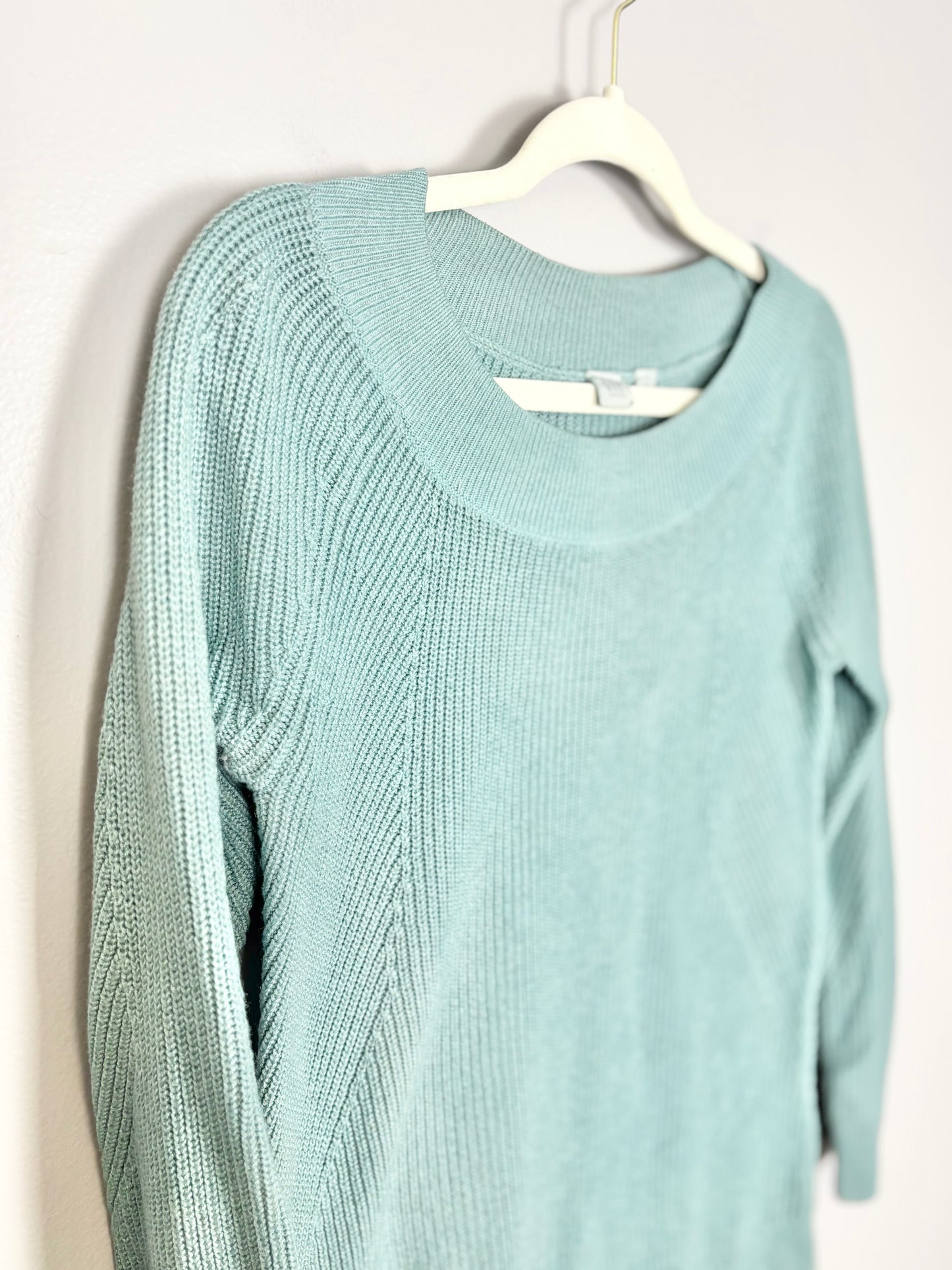 M - Gap Teal Knit Sweater