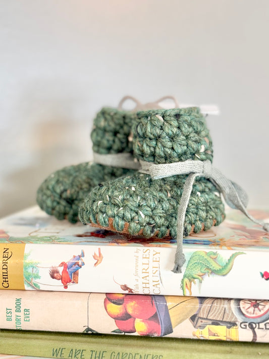 3-6 Mo. Emma & Fox Baby Booties - Moss