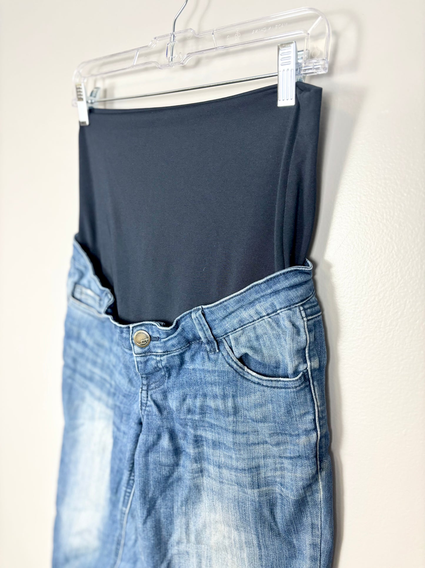 XS - Thyme Denim Capri