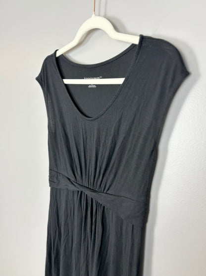 S - Liz Lange Black Dress