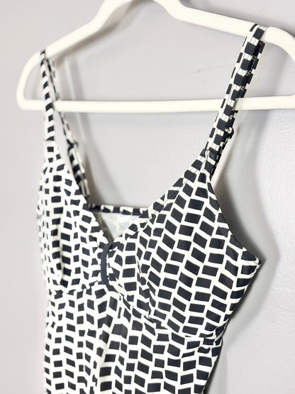 S - Thyme Black & White Swim Top