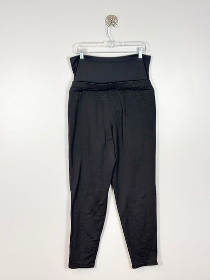 L - Thyme Black Sweats