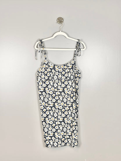XL - SHEIN Simple Daisies Tie-Shoulder Dress