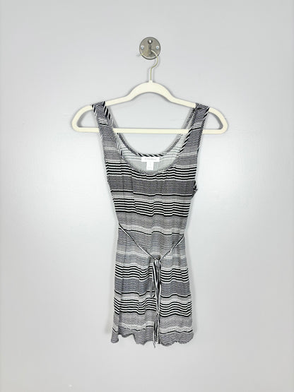M - Motherhood Black & White Striped Sleeveless Blouse