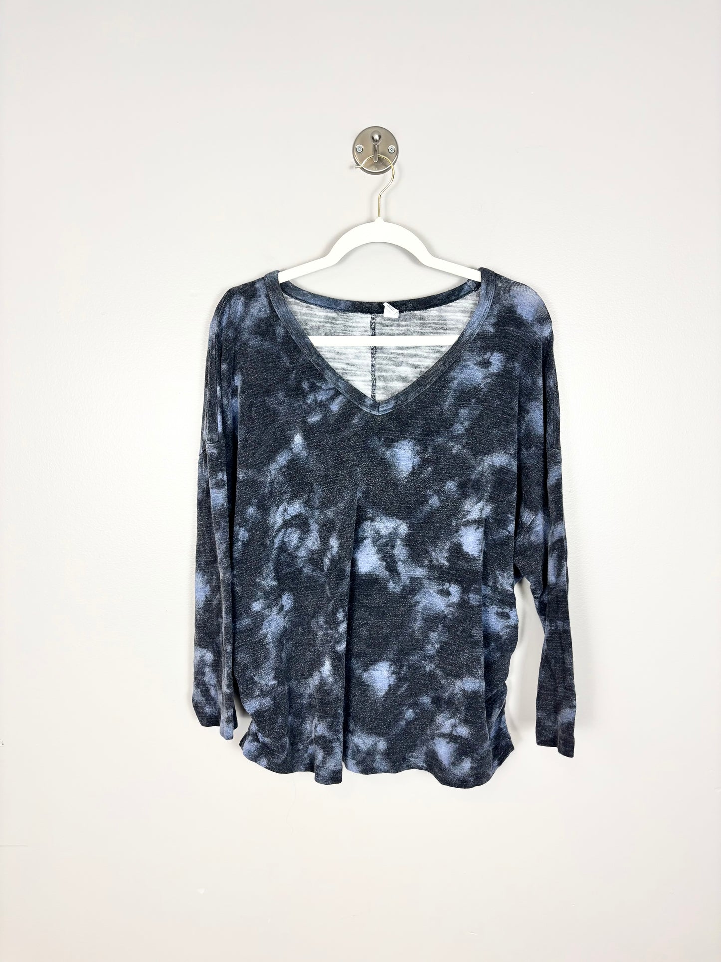 XXL - Old Navy Night Sky Light Sweater