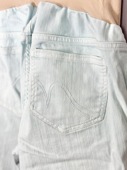 L - Indigo Blue Light Teal Cuffed Capri