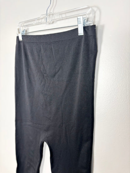 L/XL - Thyme Black Leggings