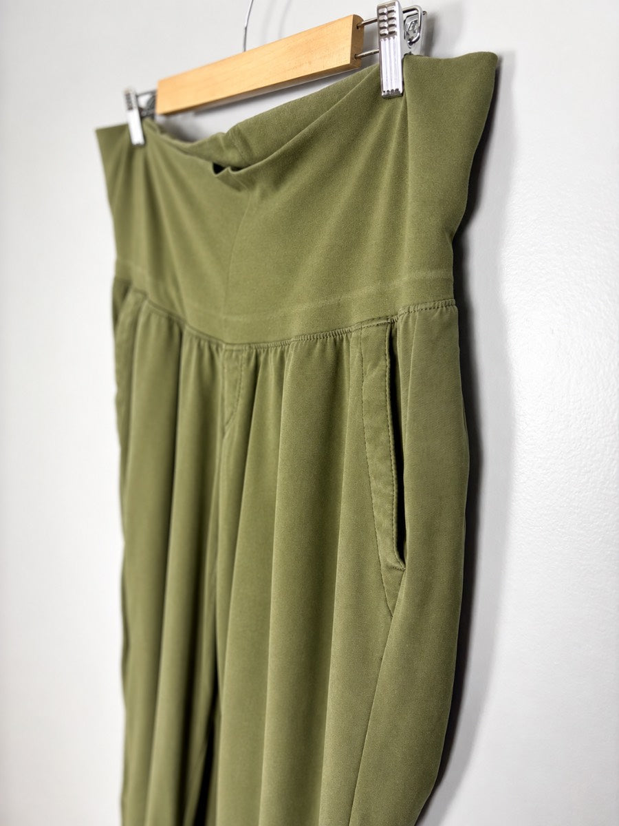 Old Navy - Olive Green Twill Jogger