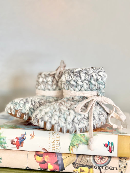 6-12 Mo. Emma & Fox Baby Booties -  Seafoam
