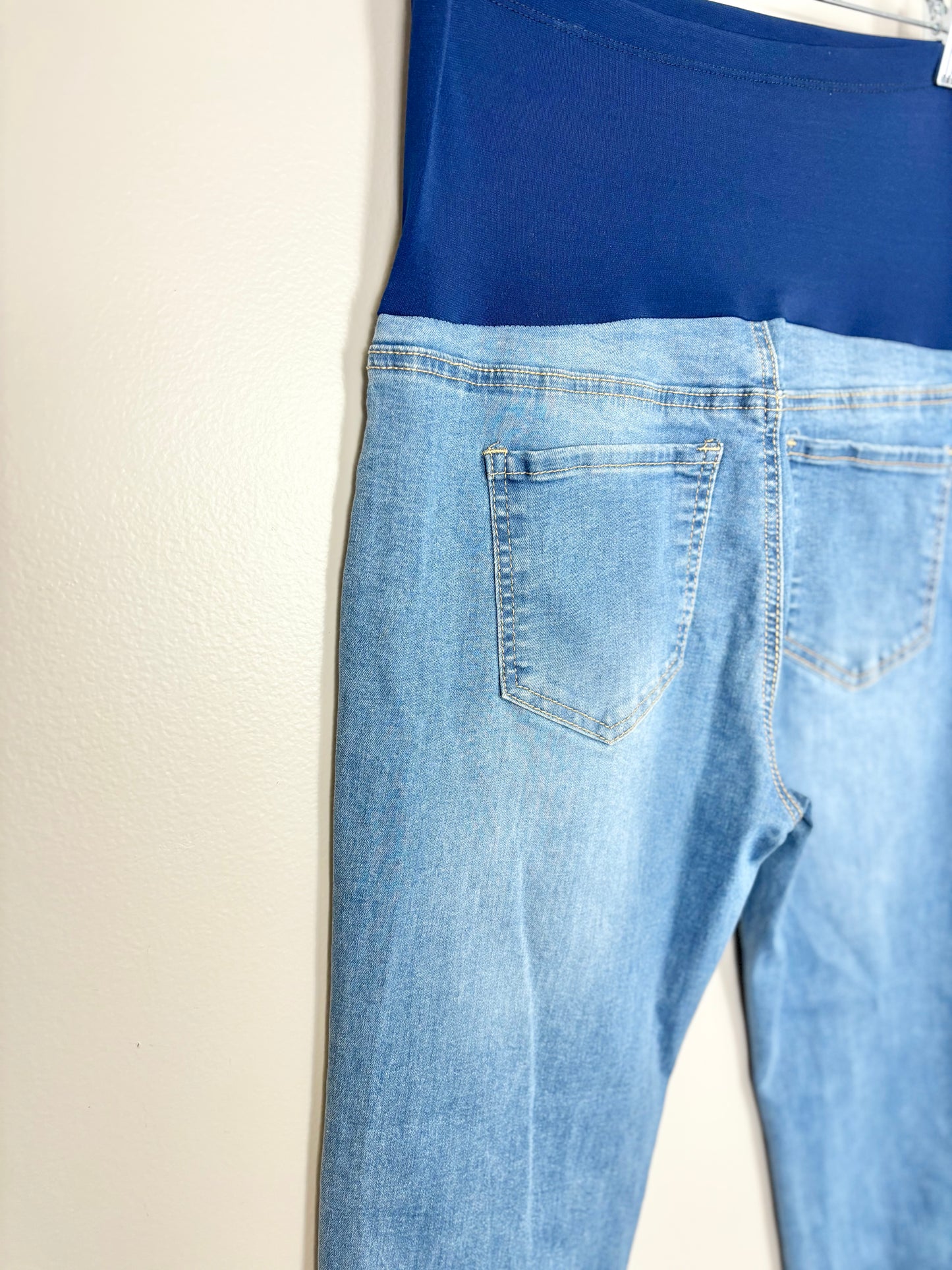 M - SHEIN Bright Blue Jeans
