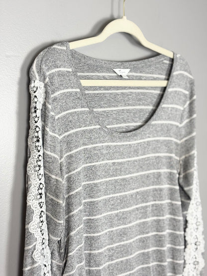 XL - Stork & Babe Grey/White Stripe Lace- Detail Light Sweater