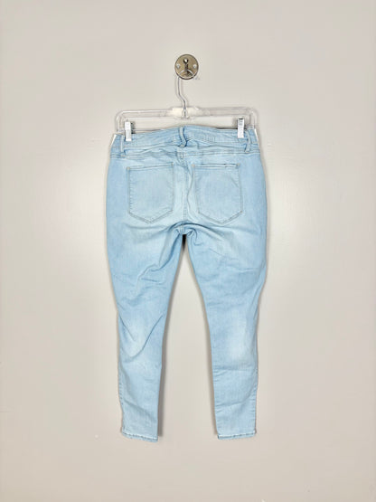 M/10 - Gap “Easy Legging” Light-wash Low Panel Denim