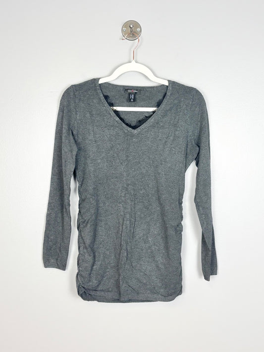M - Stork & Babe Grey V-neck Sweater