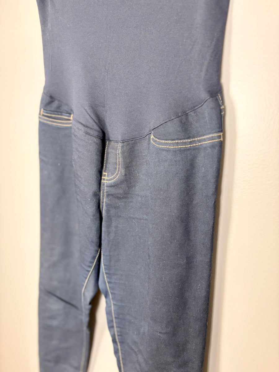 S - Liz Lange Dark Wash Straight Leg Jeans