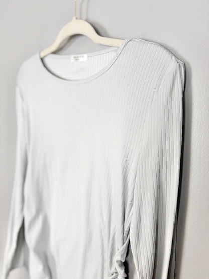 L - Ekoauer Heather Grey Ruched Side Long Sleeve Top