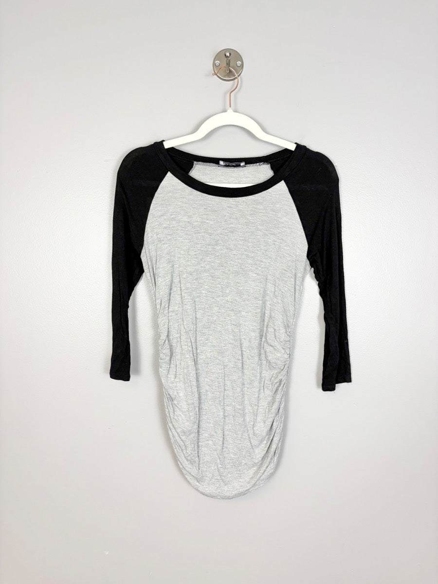 S - La Clef Heather Grey Raglan Sleeve Baseball Tee