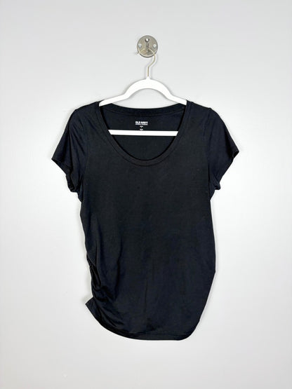 L - Old Navy Black V-neck Tee