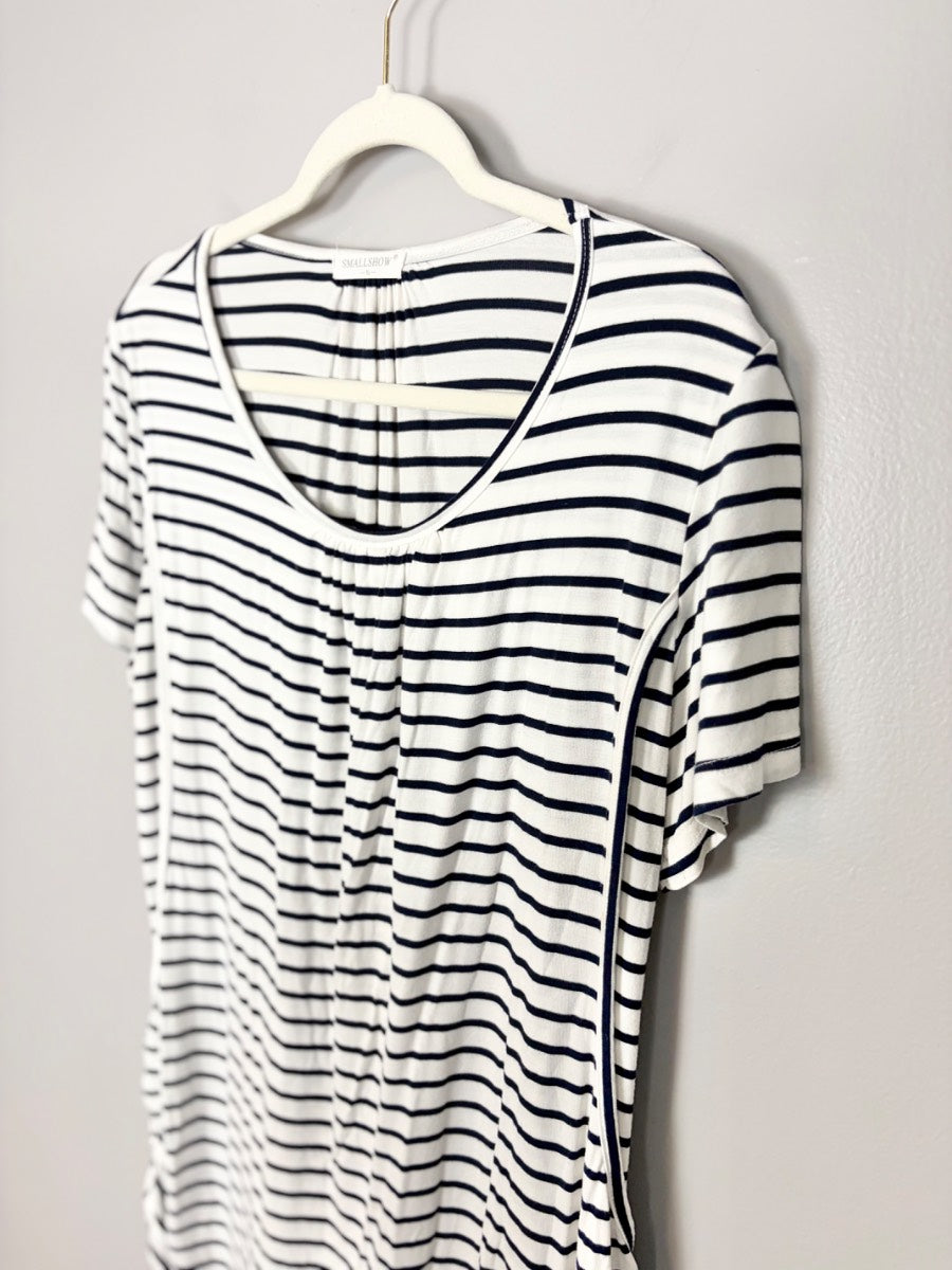 XL - Smallshow Striped Nursing Shirt