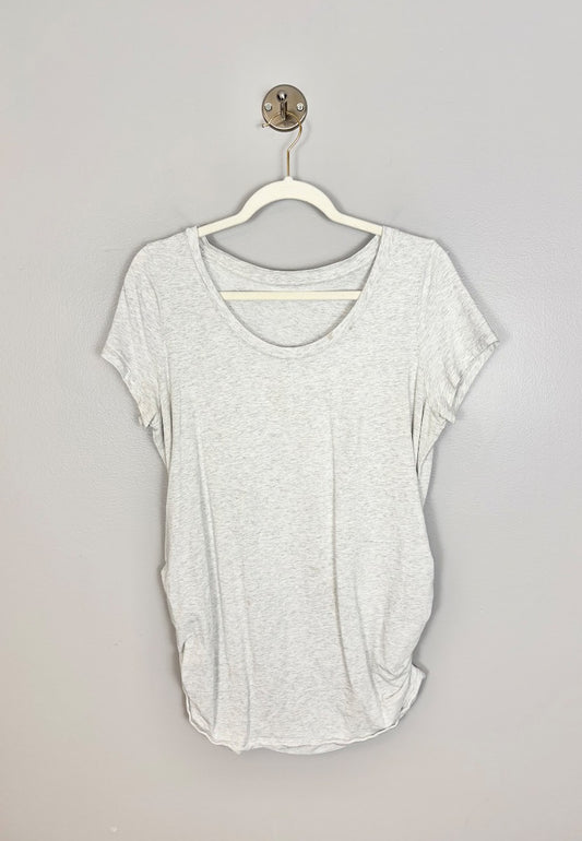 L - Old Navy Heather Grey Tee