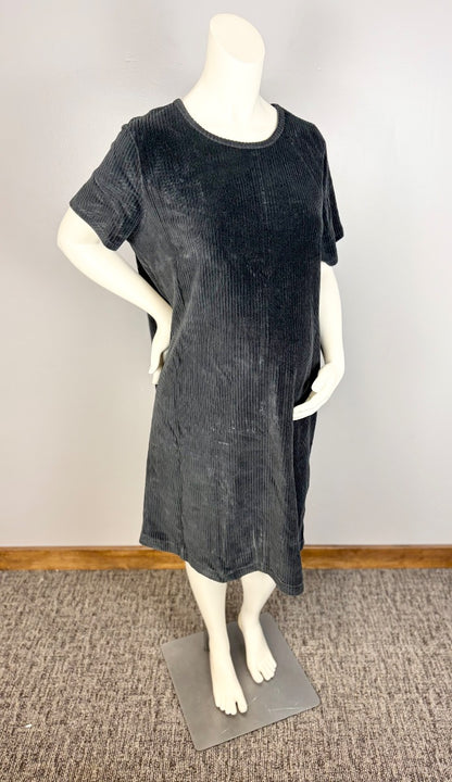 XL - Joe Fresh Ribbed Velour Dress