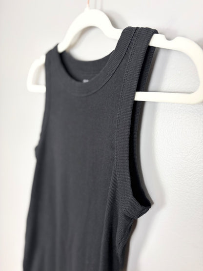 M - Old Navy Black Ribbed Racerback Tank