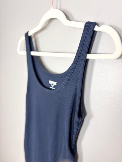 M - Old Navy Blueberry Ribbed Tank