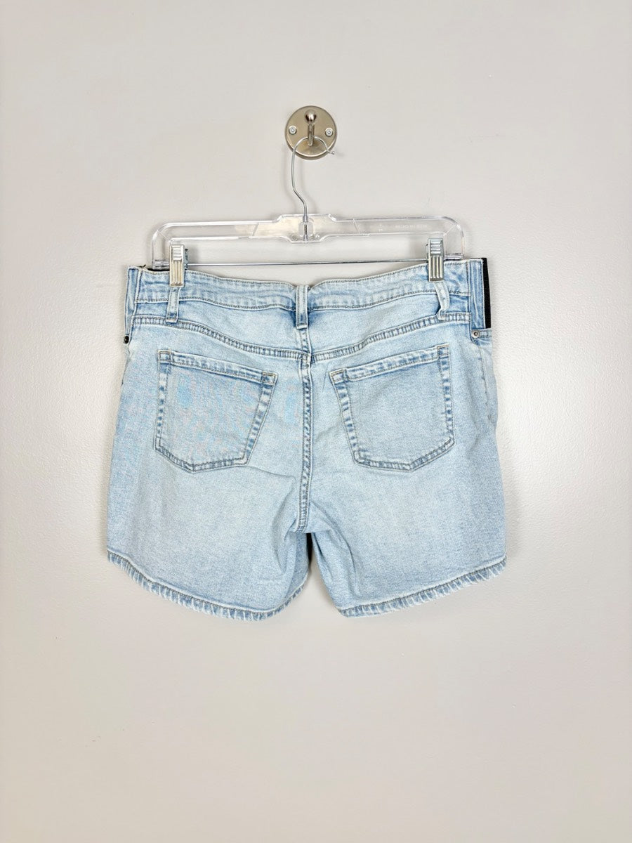 M - Ingrid & Isabel Light Wash Denim Shorts