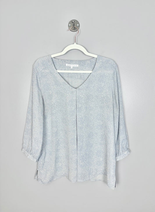 M - Violet + Claire Soft Blue Floral Print Blouse