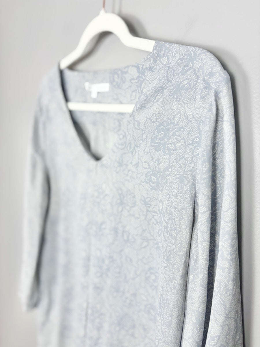 M - Violet + Claire Soft Blue Floral Print Blouse