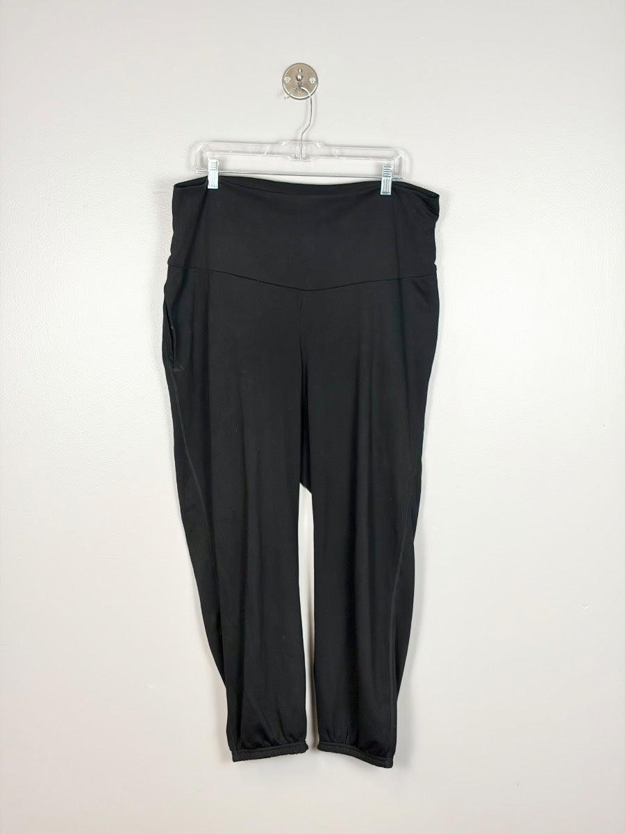 L - Old Navy Black Cuffed Sweats