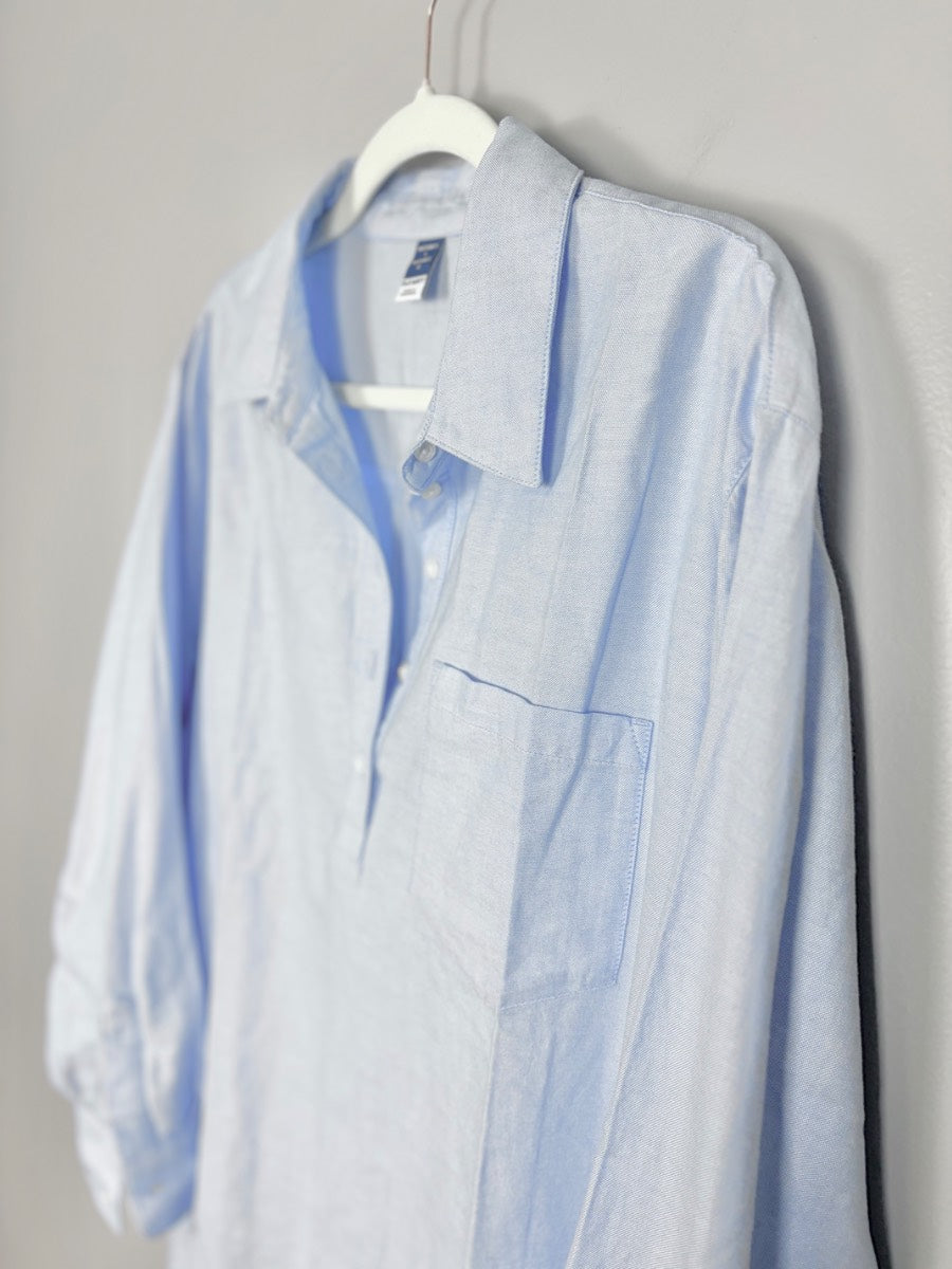 L - Old Navy Oxford Popover Shirt