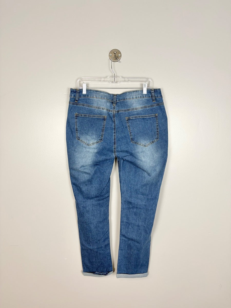 XL - Distressed Low Panel Boyfriend Jeans
