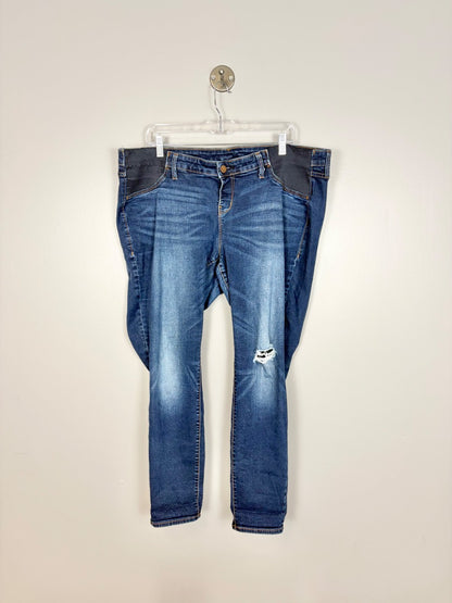 XL/16 - Old Navy Low Panel Distressed Skinny Jeans