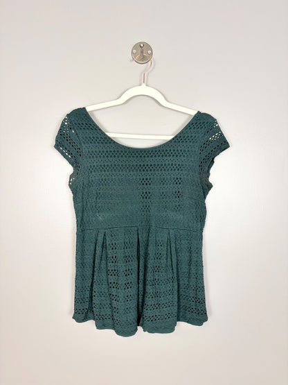 M - A Pea In The Pod Pine Eyelet Peplum Top