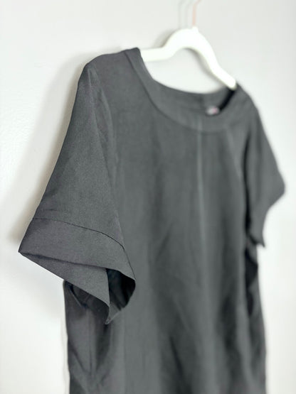 L - Stork & Babe Black Short Sleeve Top