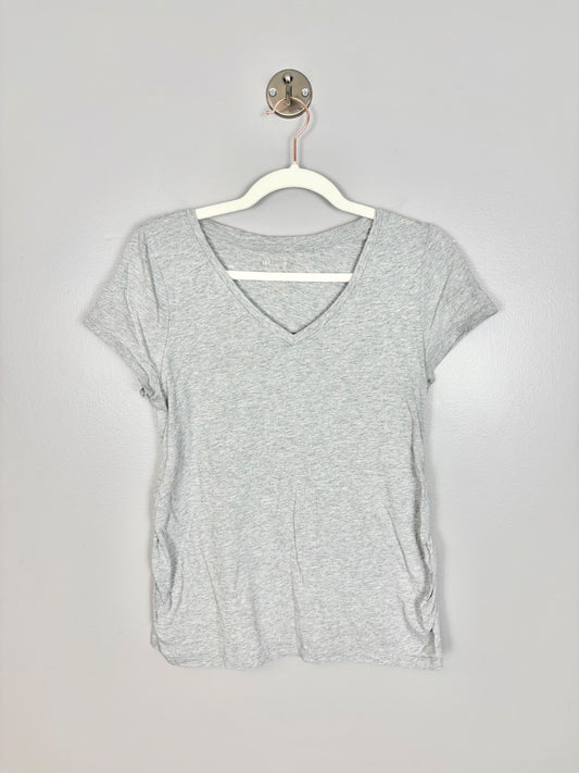 M - Paisley Sky Grey V-neck Tee