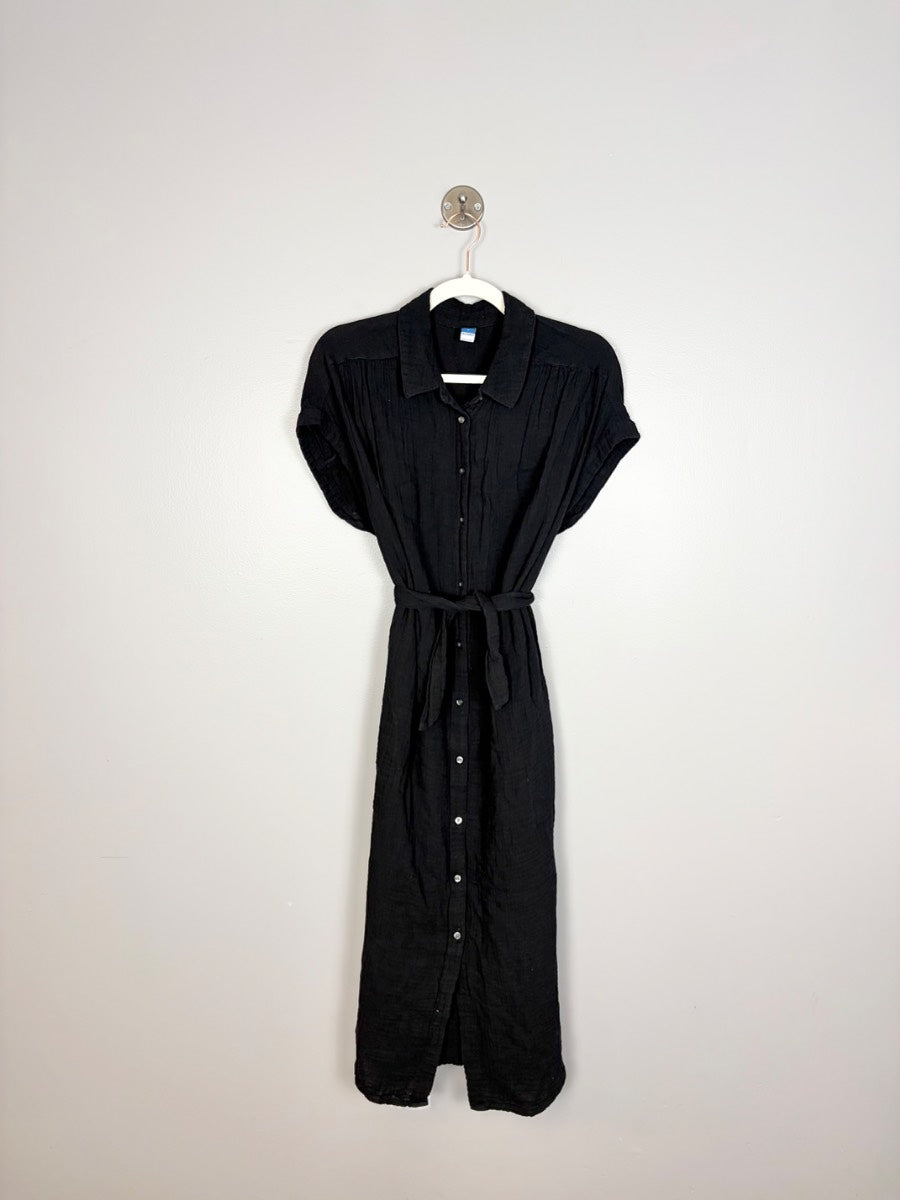 M - Old Navy Black Waffle Weave Maxi Dress