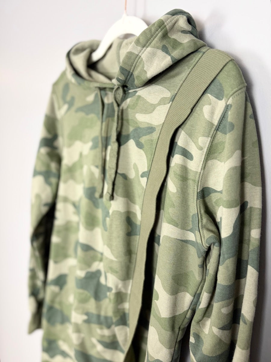M - Old Navy Camo Hoodie Sweatshirt