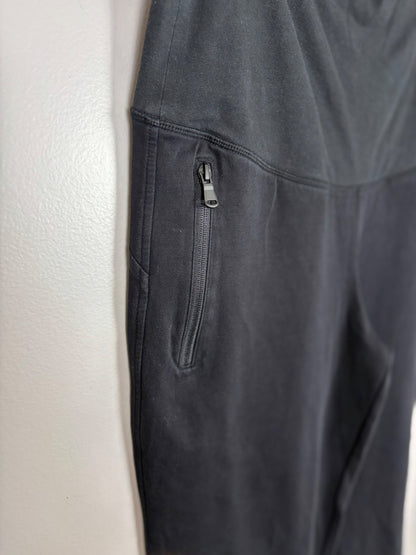 L - Old Navy Dynamic Fleece Black Jogger Pants