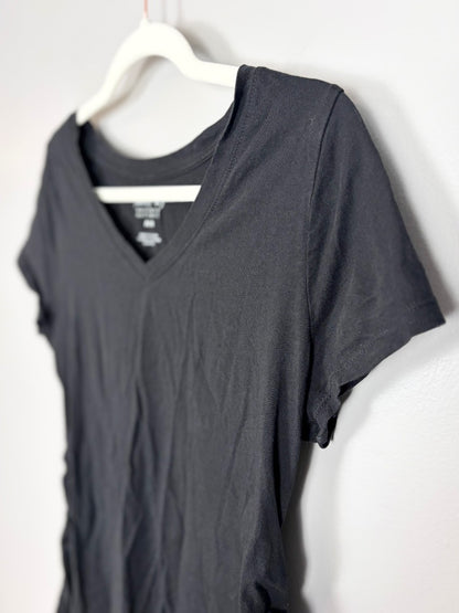 M - Paisley Sky Black V-neck Tee