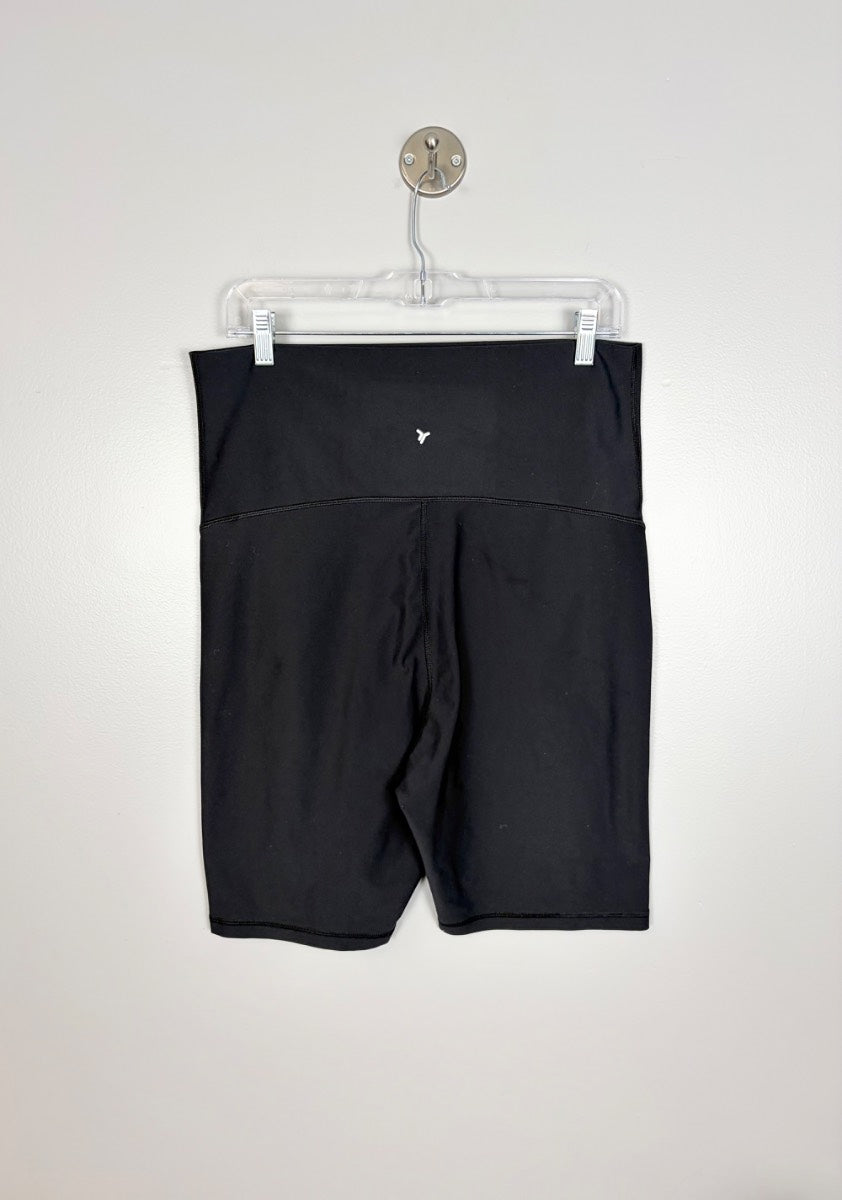 L - Old Navy Active Black Biker Shorts